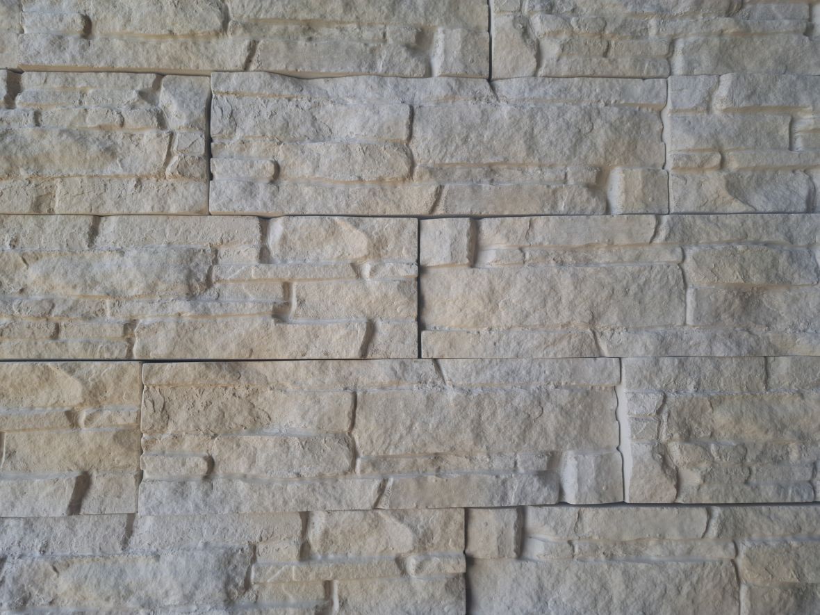 Atlanta Zafír: 9.990.-/m2